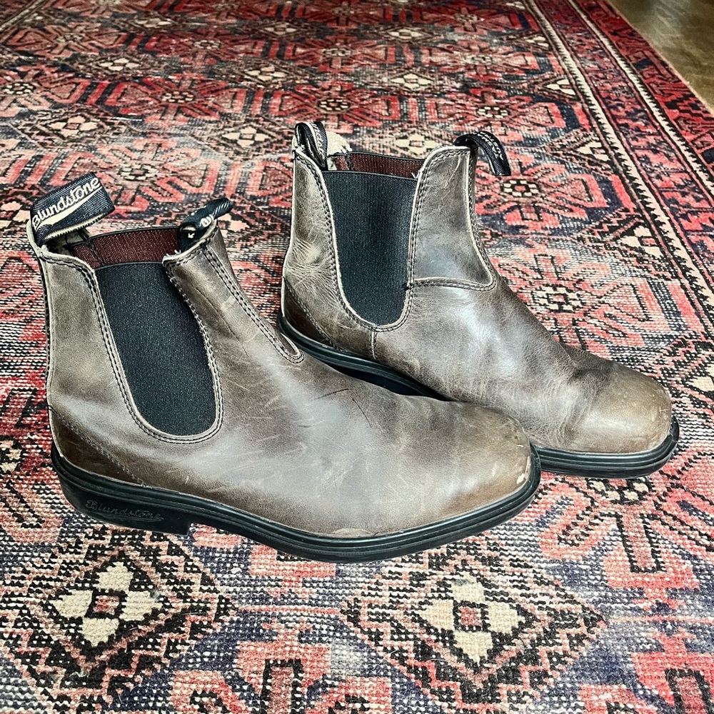 Blundstone Boots (Size AU 9, Size US 10)